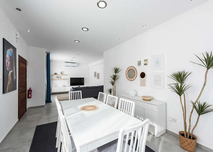 Kition - Location Larnaca